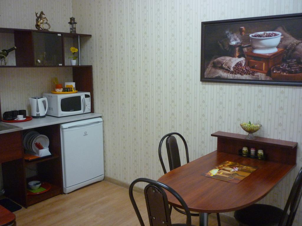 Hostel 3 Stars na Oktyabryskoy Vitebsk Exteriör bild