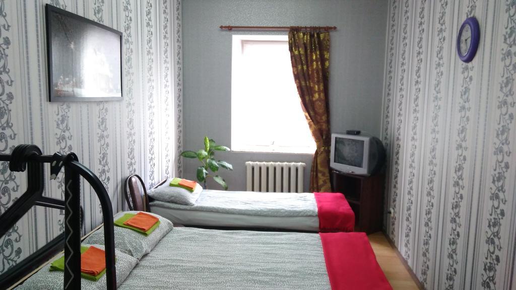 Hostel 3 Stars na Oktyabryskoy Vitebsk Exteriör bild