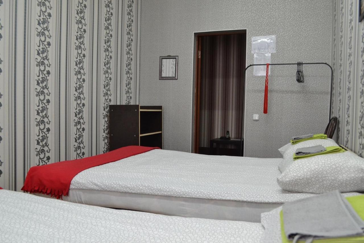 Hostel 3 Stars na Oktyabryskoy Vitebsk Exteriör bild